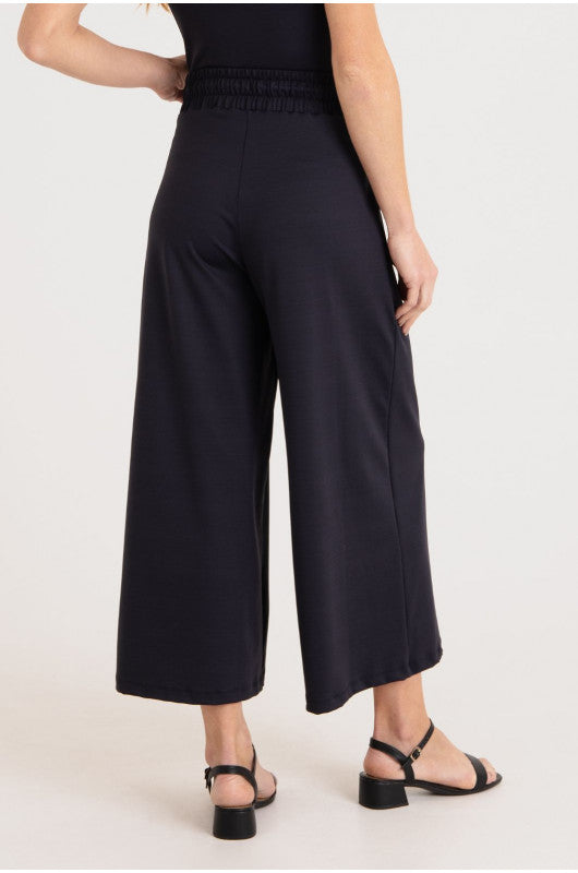 B.ON Women's Pantacourt Pants - Black
