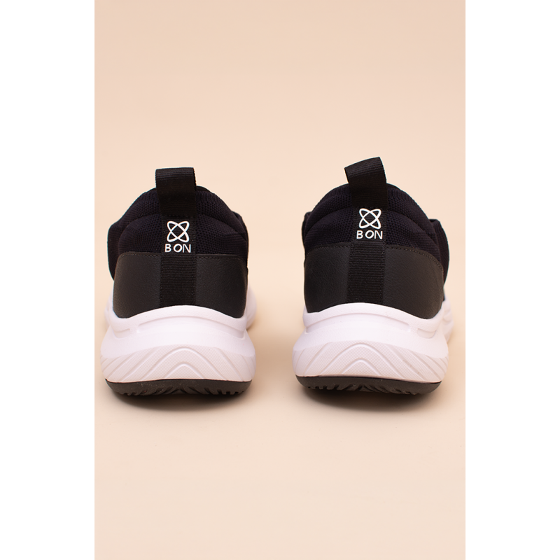 B.ON UNISEX LIGHTWEIGHT STRATUS TENNIS SHOES