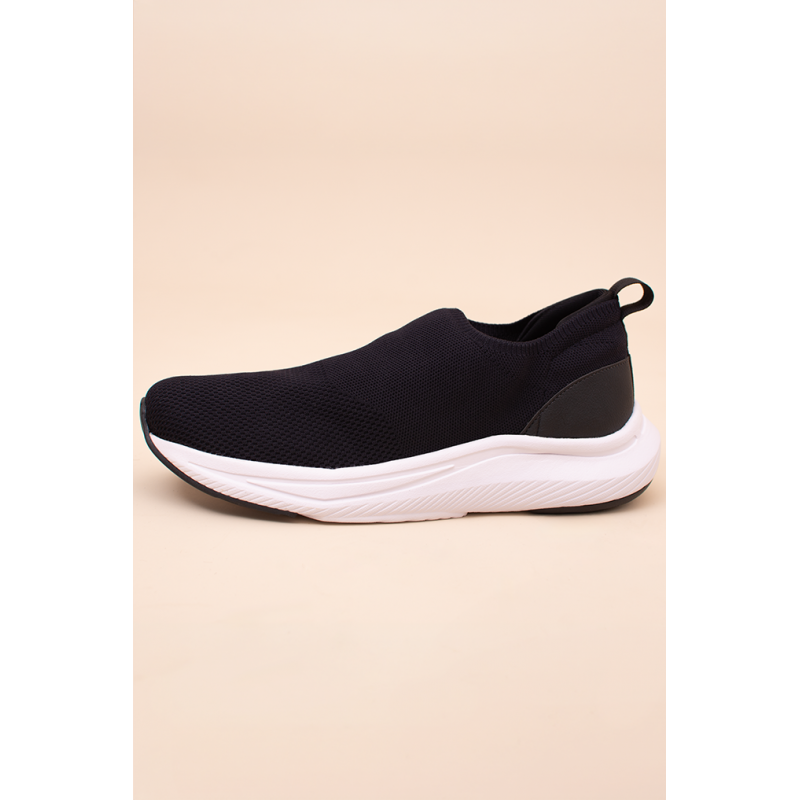 B.ON UNISEX LIGHTWEIGHT STRATUS TENNIS SHOES