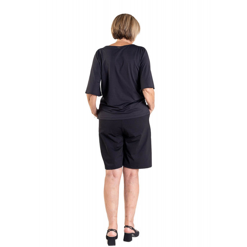 B.ON Women's Tailored Bermuda Shorts - Black